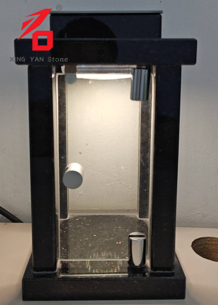 Lampe LED de cimetière avec panneau solaire