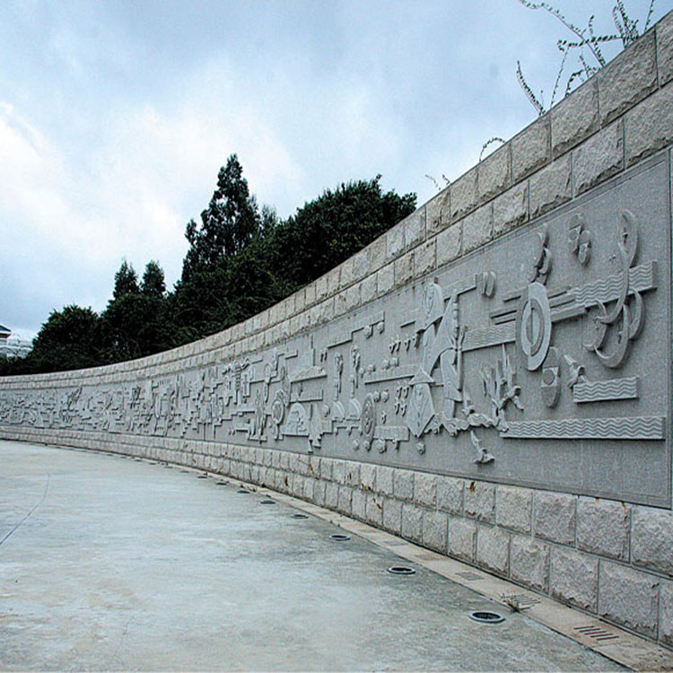 Relief extérieur en pierre