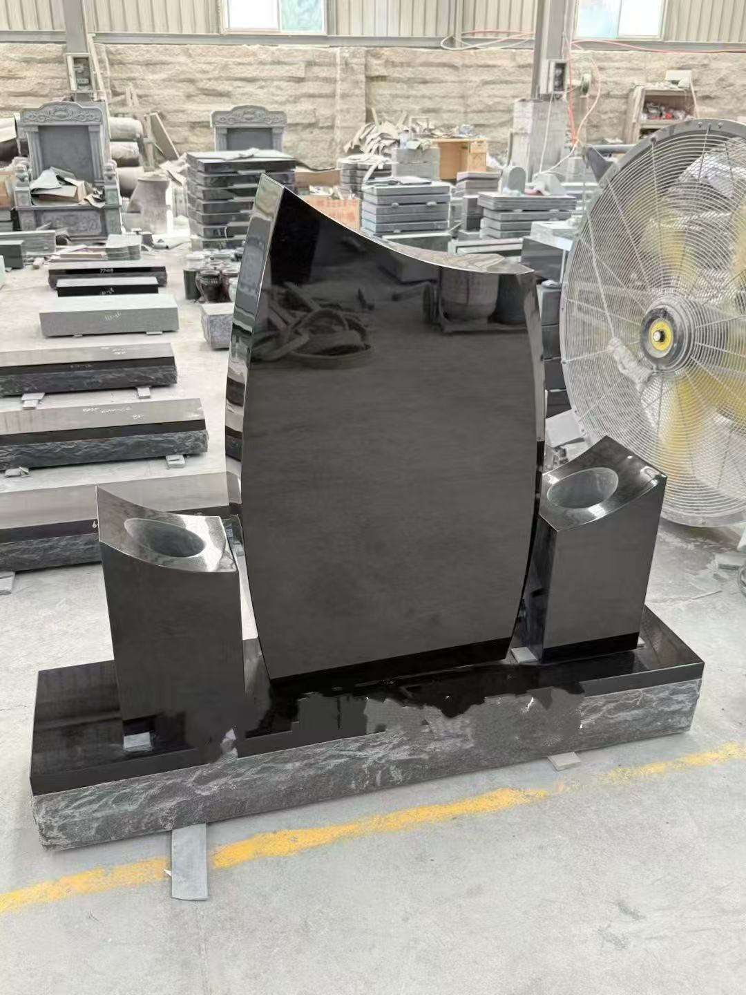 Xingyan personnalisé à double dost en granit noir de granit